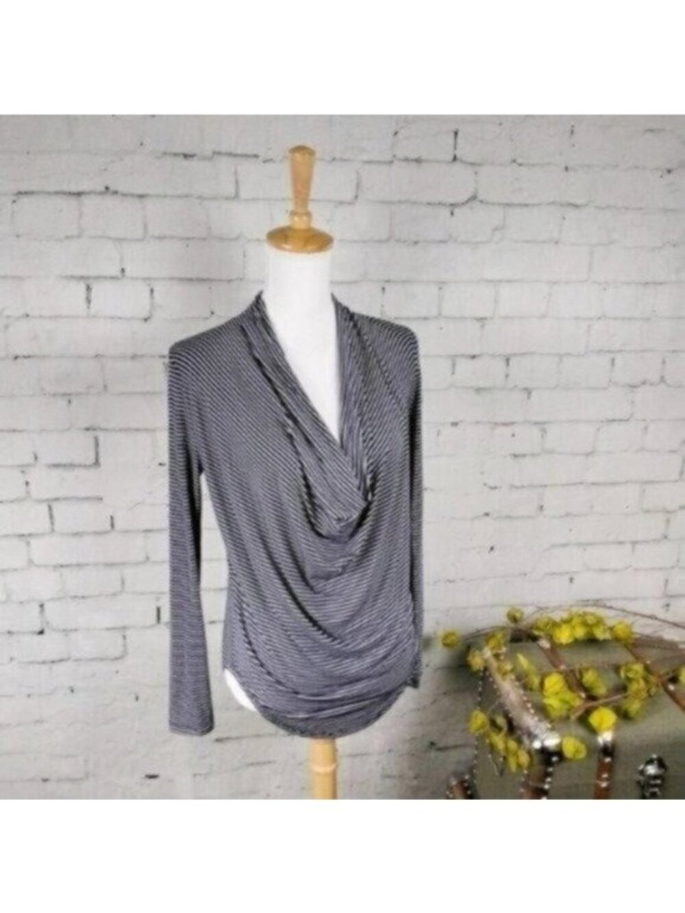 Lumiere Nautical Striped Cowlneck Top Navy Small